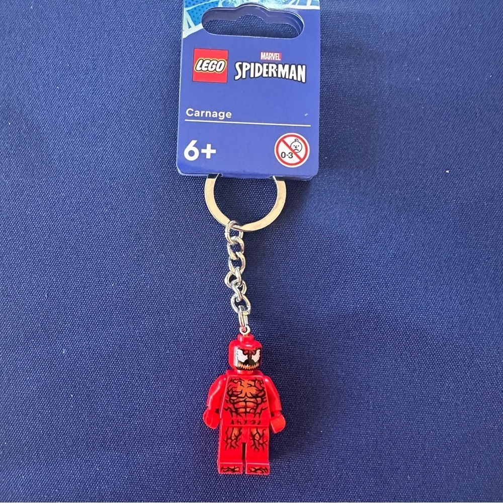 LEGO Marvel Carnage Minifigure Keychain Spider-Man Villain NWT